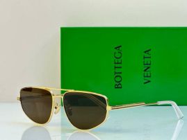 Picture of Bottega Veneta Sunglasses _SKUfw55533337fw